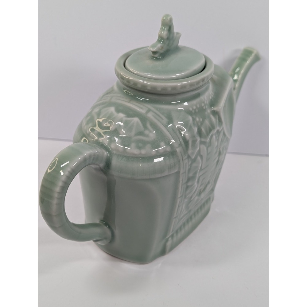 Vintage Green Pastel Glazed Ceramic‎  Celadon Elephant Tea Pot with Lid